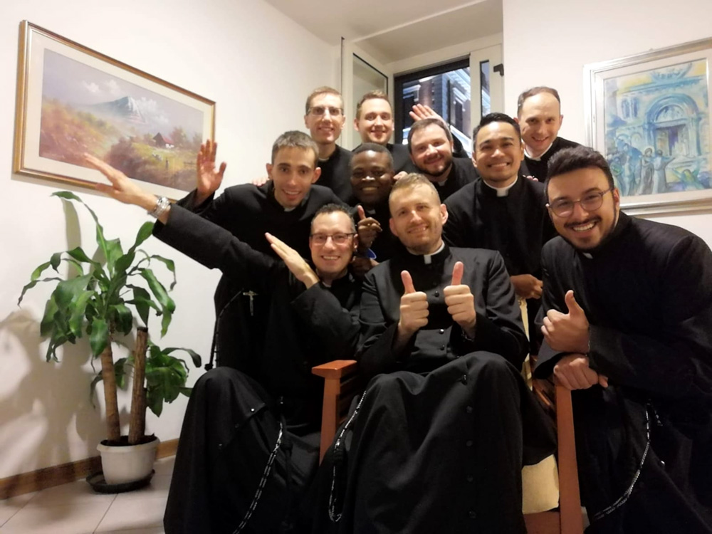 www.monfortanci.com - Misionari Monfortanci - Družba Marijina