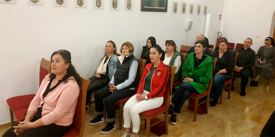www.monfortanci.com - Misionari Monfortanci - Družba Marijina