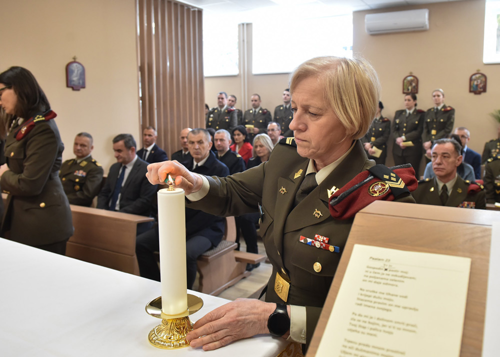 www.monfortanci.com - Misionari Monfortanci - Družba Marijina