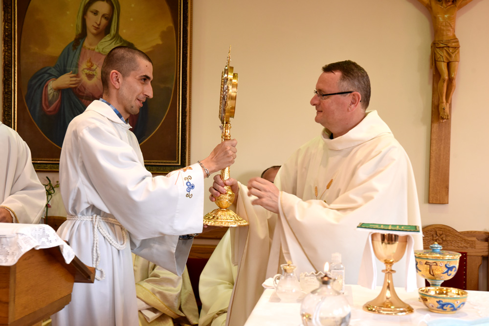 www.monfortanci.com - Misionari Monfortanci - Družba Marijina