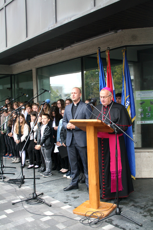 www.monfortanci.com - Misionari Monfortanci - Družba Marijina