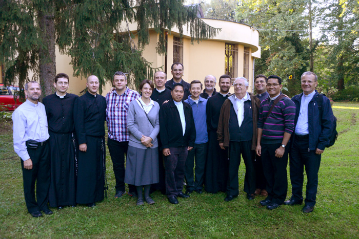 Misionari Monfortanci - Družba Marijina
