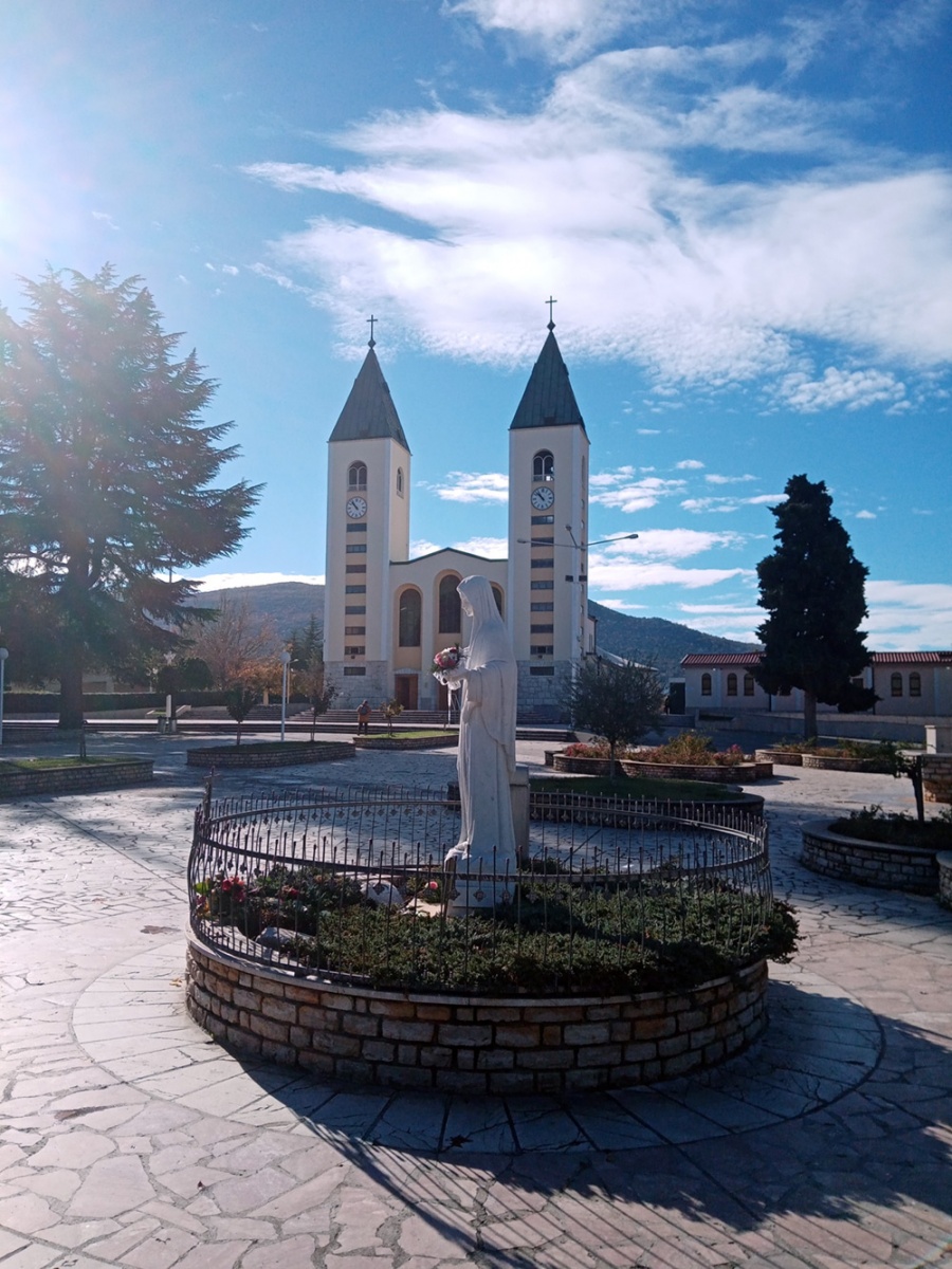 www.monfortanci.com - Misionari Monfortanci - Družba Marijina