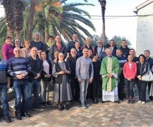 www.monfortanci.com - Misionari monfortanci - družba Marijina