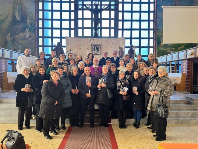 www.monfortanci.com - Misionari Monfortanci - Družba Marijina