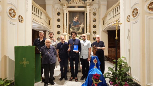 www.monfortanci.com - Misionari Monfortanci - Družba Marijina