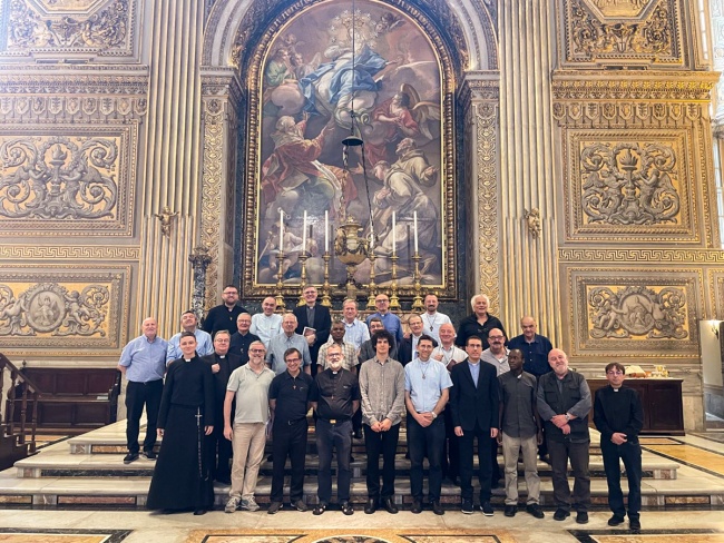 www.monfortanci.com - Misionari Monfortanci - Družba Marijina