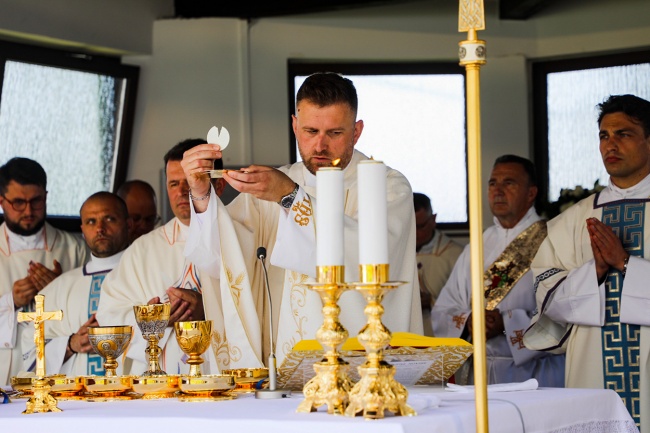 www.monfortanci.com - Misionari Monfortanci - Družba Marijina