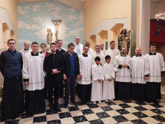 www.monfortanci.com - Misionari Monfortanci - Družba Marijina