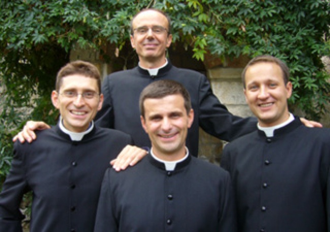 Misionari Monfortanci - Družba Marijina